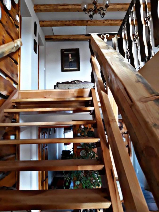 Appartamento La Curtea Veche Lapus Esterno foto