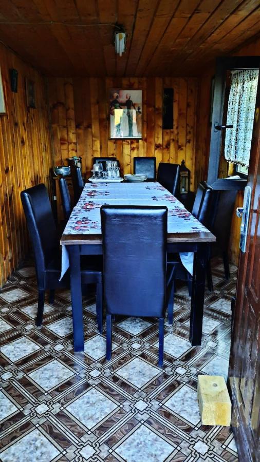 Appartamento La Curtea Veche Lapus Esterno foto
